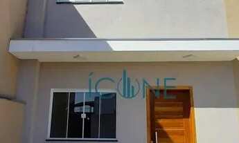 Imagem: Casa com 2 dormitórios 63 m² por R$ 330.000