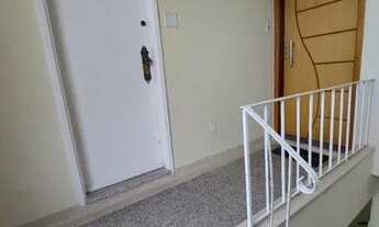 Imagem 3: Alugo (2 mil o pacote) ou Vendo (320 mil) Apto 2 Quartos na Vila Belmiro