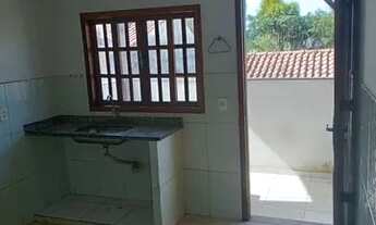 Imagem: Alugo sobrado na Amendoeira