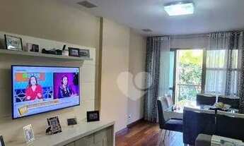 Imagem 4: Apartamento com 108m2 3 quartos um deles revertido para closet, 1 suíte, varandão frente