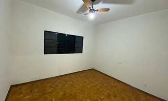 Imagem 6: Casa para aluguel possui 191 metros quadrados com 3 quartos em Jardim do Prado - Araçatuba