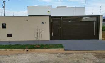 Imagem 2: Casa térrea Figueiras Parque, 3 quartos sendo 1 suíte