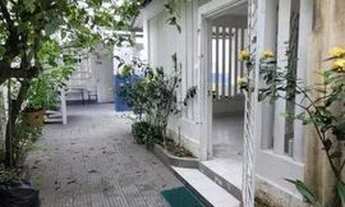 Imagem 4: Casa Comercial para Locação em Recife, Aflitos, 4 dormitórios, 1 suíte, 4 banheiros, 4 vag