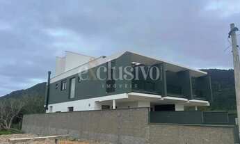 Imagem 3: Casa nova no Ribeirão da Ilha em loteamento planejado