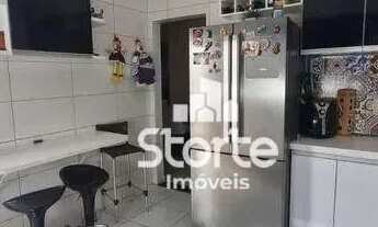 Imagem: Casa com 3 dormitórios à venda, 198m²