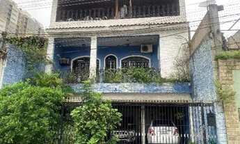 Imagem: Casa de leilão em CALIFORNIA / NOVA IGUACU