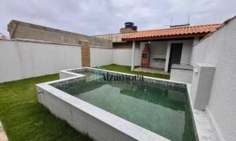 Imagem 5: Casa com Piscina nos fundos e garagem para 4 carros em Itanhaém no Jamaica