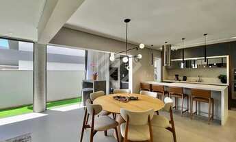 Imagem 3: Casa Exclusiva Finamente Mobiliada no Córrego Grande Porteira Fechada