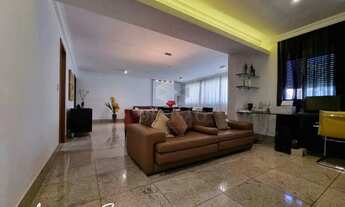 Imagem 7: Super bem localizado esse imóvel vai te surpreender! São 4 quartos com 2 suítes e uma bela