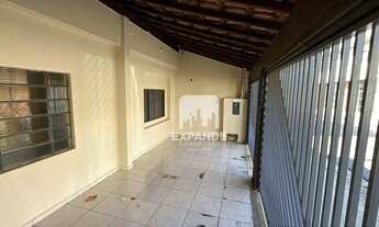 Imagem 3: Casa com 2 dormitórios para alugar, 70 m² por R$ 1.500/mês - Vila Guimarães - Botucatu/SP