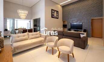 Imagem 3: Térrea para venda tem 256 metros quadrados com 4 quartos em Jardins Valência - Goiânia - G