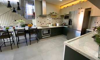 Imagem 6: Casa de condomínio para aluguel tem 304 metros quadrados com 5 quartos