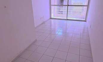 Imagem 2: Apartamento no Planalto com 2 quartos e varanda