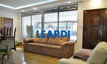 Imagem: SOBRADO - CAXINGUI - SP