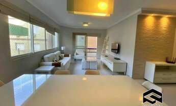 Imagem 3: APTO ENORME, TODO REFORMADO, EM EXC. LOCALIZAÇÃO, APENAS 200MTS DO MAR!