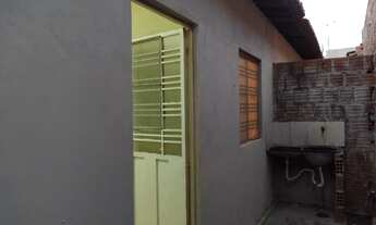 Imagem: Aluga-se casa individual no vila Eulália