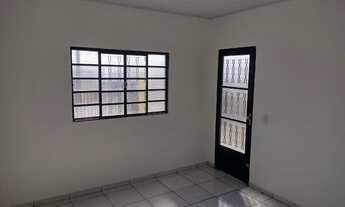 Imagem 4: Aluga se casa direto com o proprietário. ( Por favor ler o anúncio