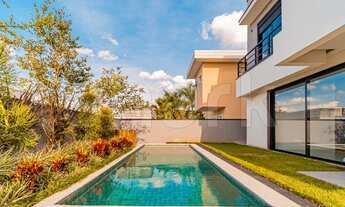 Imagem 4: Casa de condomínio para venda possui 375 metros quadrados com 4 quartos