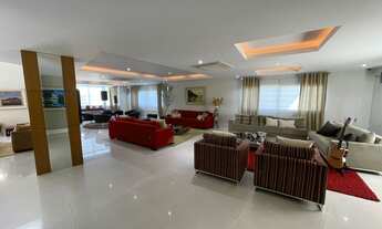 Imagem 4: Casa de condomínio para venda tem 970 metros quadrados com 5 quartos