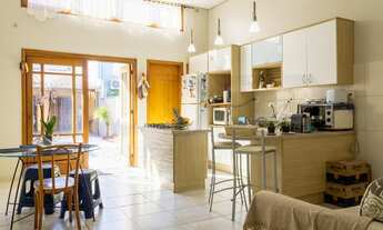 Imagem: PORTO ALEGRE - Casa Padrão - Partenon