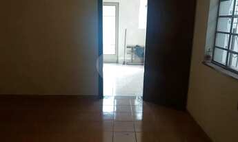 Imagem 5: EXCELENTE SOBRADO COMERCIAL DE 03 QUARTOS,01 SUITE,04 VAGAS,QUINTAL NO BAIRRO DE SANTA TER