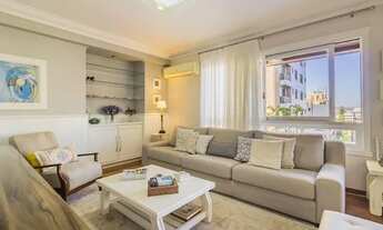 Imagem 2: Apartamento com 3 Dormitorio(s) localizado(a) no bairro Três Figueiras em Porto Alegre