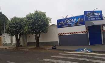 Imagem 2: Terreno 600mts2 com 06 casas e 01 cômodo comercial