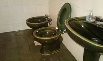 Imagem 4: Casa de vila térrea para aluguel tem 211 metros quadrados com 5 quartos