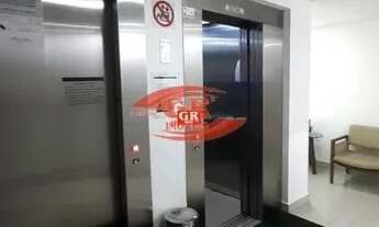 Imagem 7: Ótimo apto de 02 qts, suíte, bons armários, 2 vgs, prédio c/ elevador, espaço gourmet