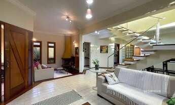 Imagem 3: Casa Condomínio - 3 Quartos - com 260m² - Urbanova - Residencial Portal Da Serra em São J