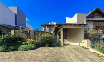 Imagem 2: Casa em Condomínio com 3 Dormitorio(s) localizado(a) no bairro Hípica em Porto Alegre