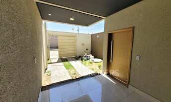 Imagem 3: Linda casa de 2 quartos no recreio panorama, sala espaçosa com pé direito duplo, ótima loc