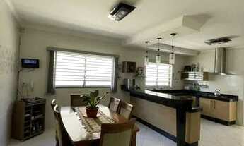 Imagem: Casa Térrea, ampla, individual- local