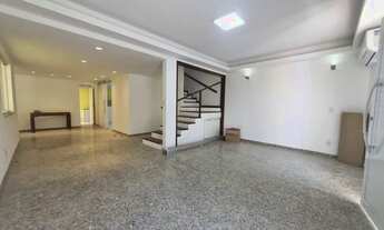 Imagem 5: Casa de condomínio para venda 210m², com 4 quartos sendo 3 suítes, Piscina e Portaria 24 h