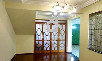 Imagem: Amplo sobrado - próximo ao bairro Jardim