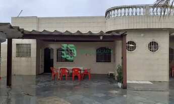 Imagem 3: Edicula de frente para mar, com piscina aceita financiamento direto