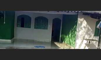 Imagem 2: Casa Barata com Barracão