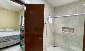 Imagem 4: Térrea para venda possui 220 metros quadrados com 3 quartos em Silveira - Santo André - SP