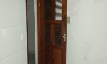 Imagem 2: Kitnet para alugar, 40 m² por R$ 500,00/mês - Carlito Pamplona - Fortaleza/CE