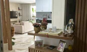 Imagem 5: COBERTURA À VENDA 233m², 3 SUÍTES, 3 VAGAS Cobertura com 3 Quarto(s) e 4 banheiro(s) à Ven