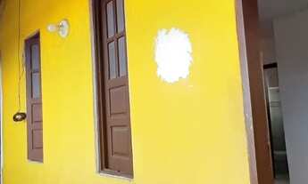 Imagem 2: Casa para venda tem 60 metros quadrados com 2 quartos em Centro - Lauro de Freitas - BA