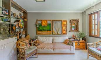 Imagem: Casa em Condomínio, 03 Quartos, 02 Vagas