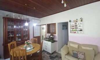 Imagem 7: RESIDÊNCIA IMPECÁVEL COM 4 DORMITÓRIOS + EDÍCULA NA AGRONÔMICA