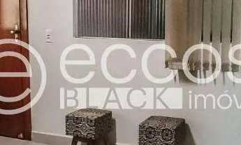 Imagem 2: Casa à venda, 3 quartos, 1 suíte, 2 vagas, Jardim das Palmeiras - Uberlândia/MG