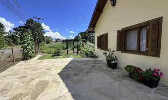 Imagem 7: Belíssima casa de dois pavimentos, à venda em Nova Petrópolis na Serra Gaúcha