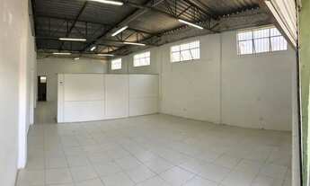 Imagem: Alugo Galpão 100m²