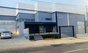 Imagem 4: Pavilhão Amplo e Bem Localizado para Venda ou Locação no Passo das Pedras