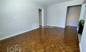 Imagem 3: Imóvel para venda possui 82 metros quadrados com 2 quartos em Menino Deus - Porto Alegre