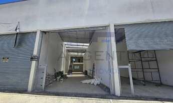 Imagem 5: Aluga-se Galpão Comercial de 300m² com Mezanino