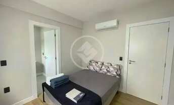 Imagem 7: HG Casa a venda no Centro de Florianópolis 3 suites 4 Vagas e Piscina com vista para beira